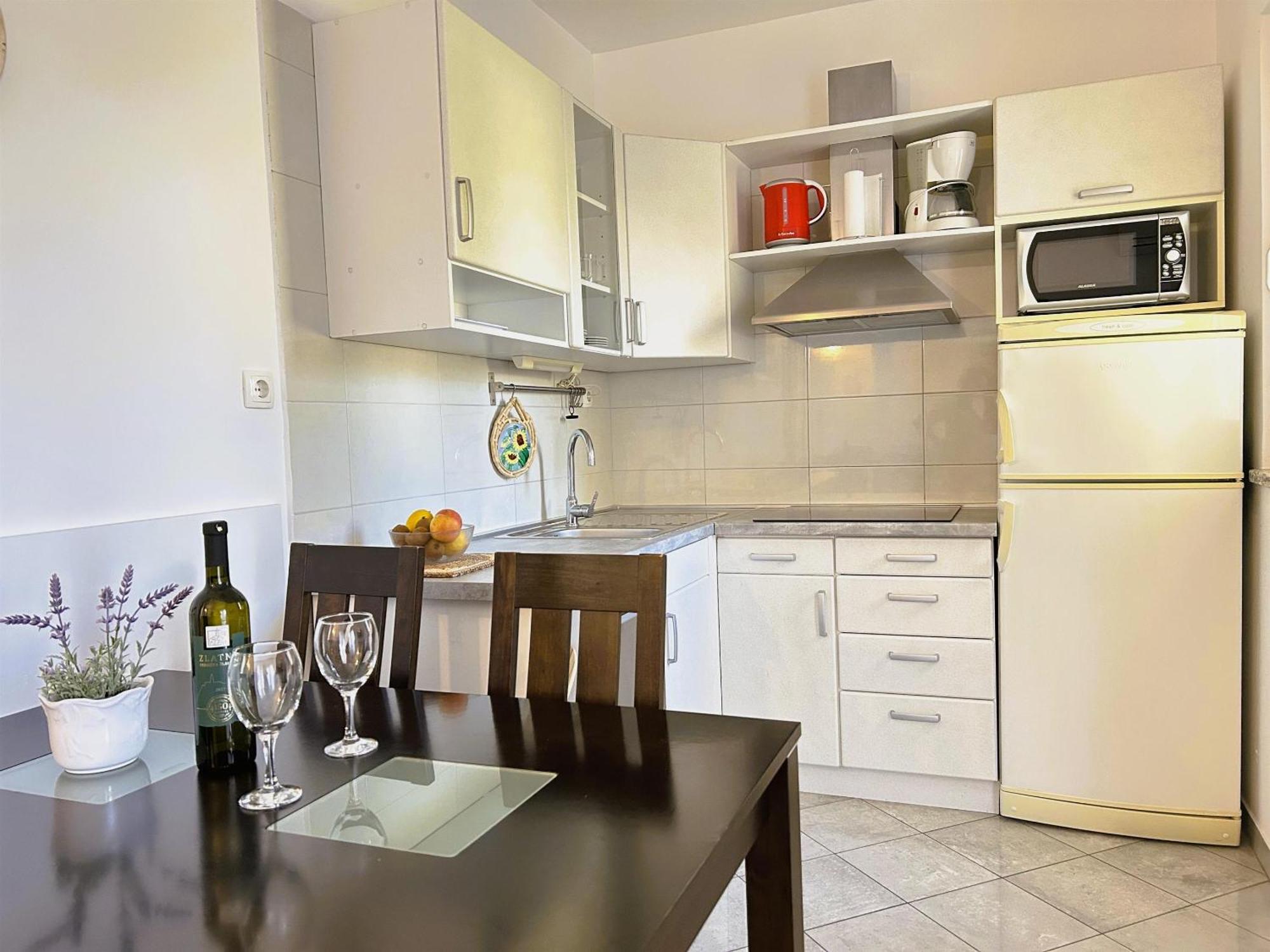 מאלינסקה Apartments Vesna מראה חיצוני תמונה