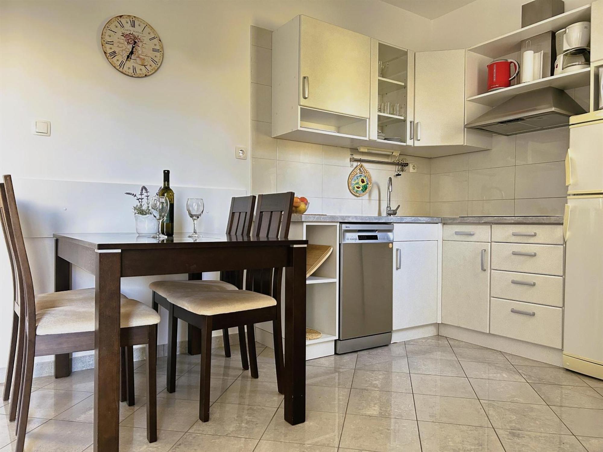 מאלינסקה Apartments Vesna מראה חיצוני תמונה